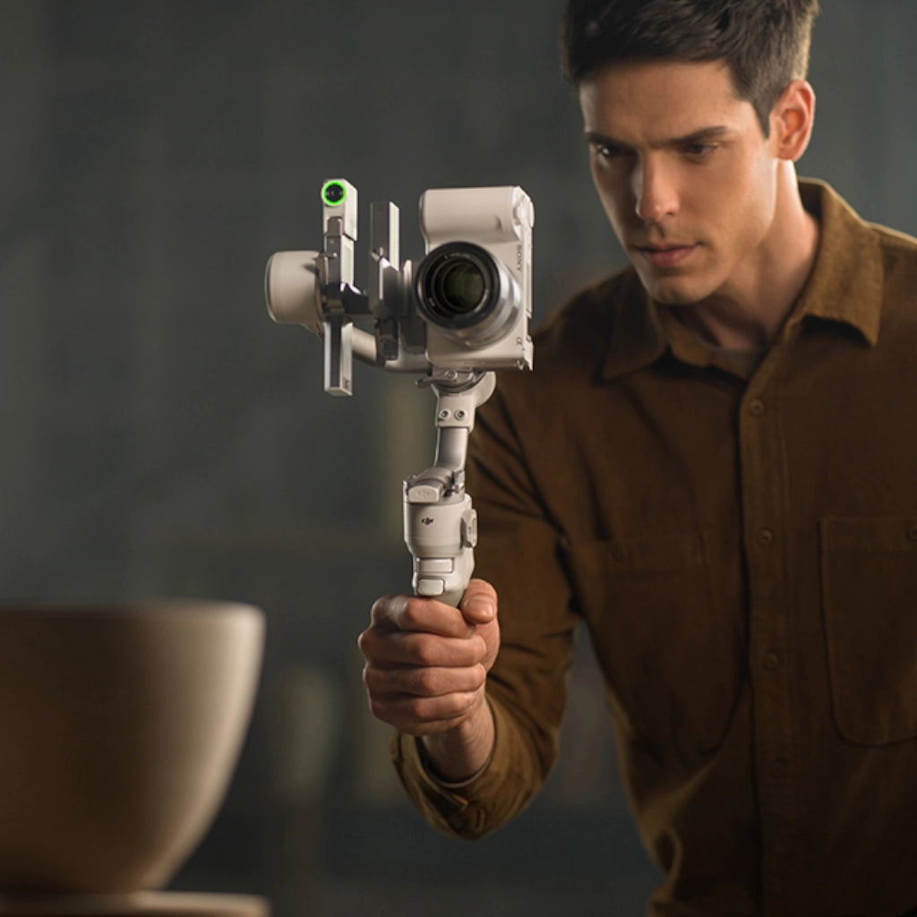 DJI